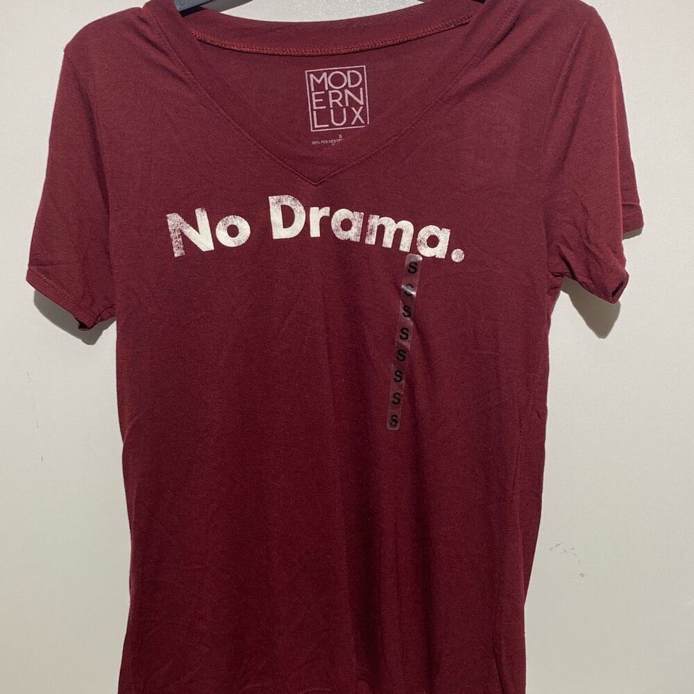 Modern Lux Tee Women's Small Aubergine Graphic No Drama V-Neck Short Sleeve NWT